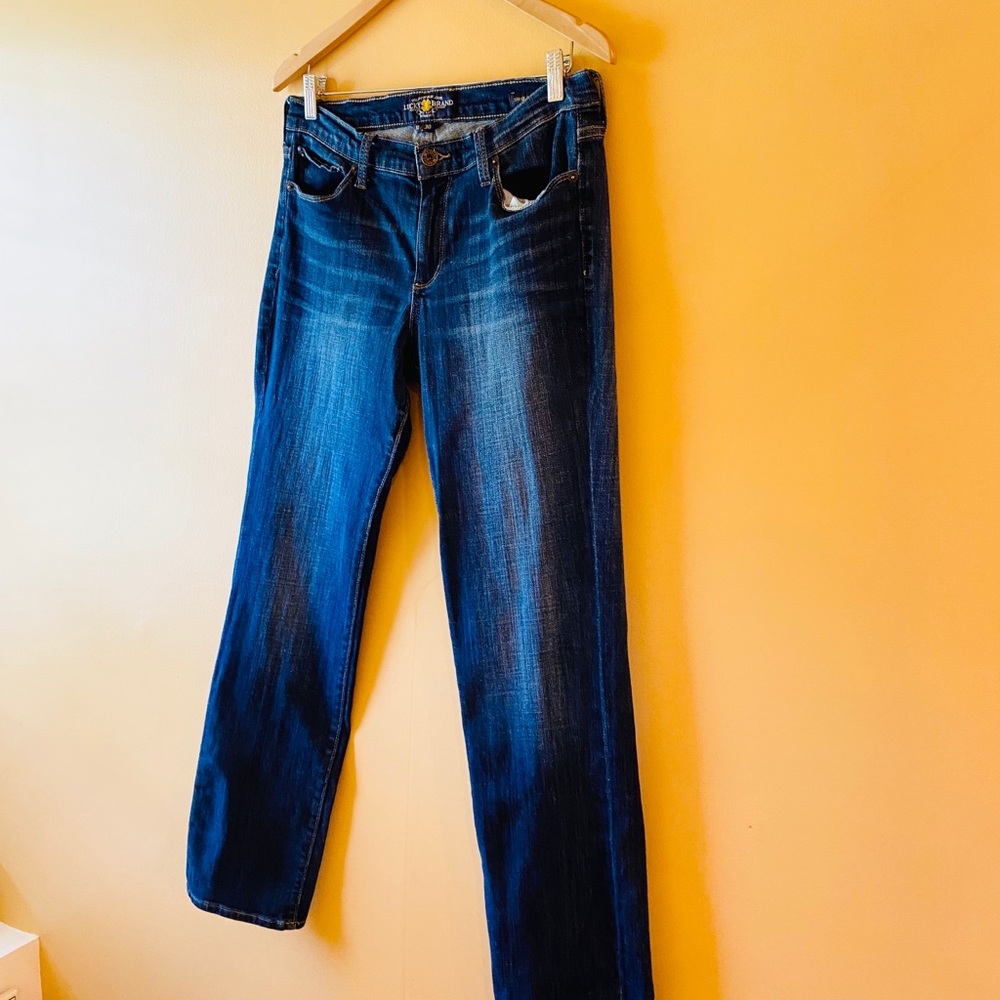 EUC LUCKY BRAND STRAIGHT LEG JEANS